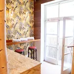 Sishaus بيت شباب