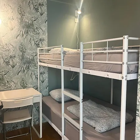 אכסניה Sishaus *